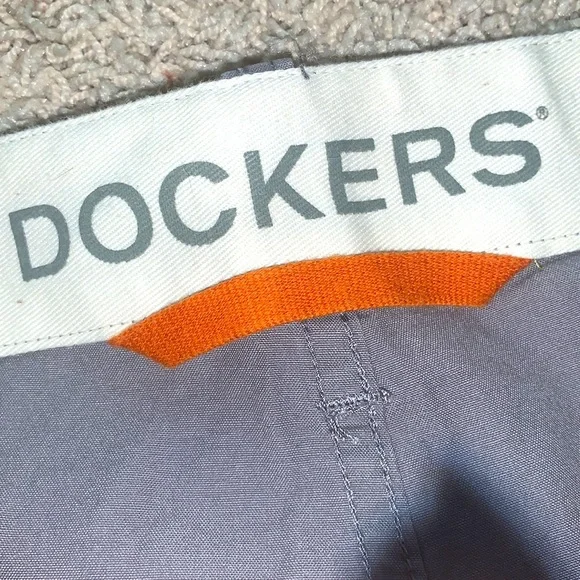 NEW⭐️DOCKERS⚓️Cargo Pants 42 X 32 Gray😎 - Picture 10 of 13